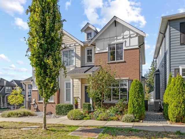 2209 Street, Surrey, BC, V3Z 0L8 house for sale | Listing ID R3175 | Royal LePage