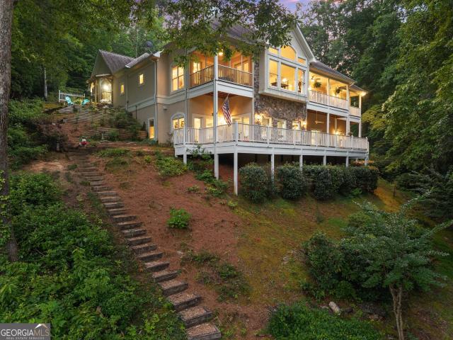 2200 Orchard Drive
