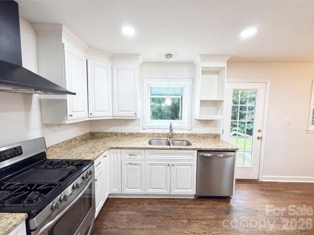 2200 Fair Forest Drive