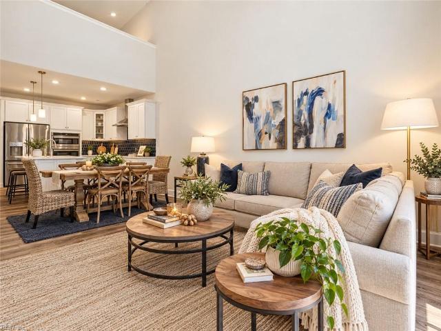 2200 Fallon CIR