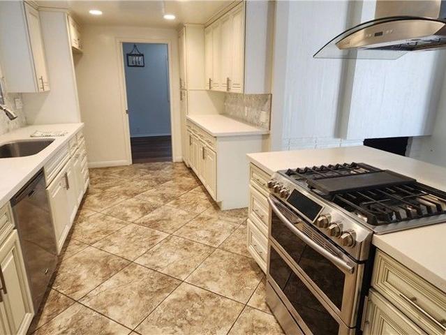 2200 Francisco Drive LEASE Anderson, Newport Beach, US, CA