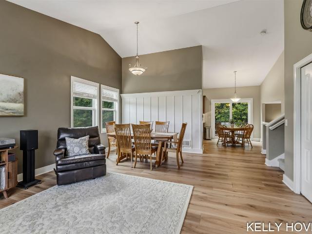 2200 Glenn Canyon Drive