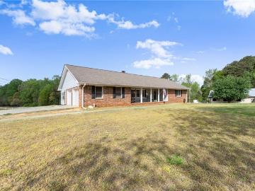 2200 Highway 81, Loganville, GA 30052 | MLS #7748