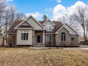 Vaudreuil-soulanges - Garden, Parking, Swimming pool