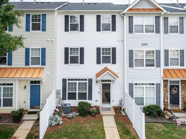 2200 Valley Edge Drive 104