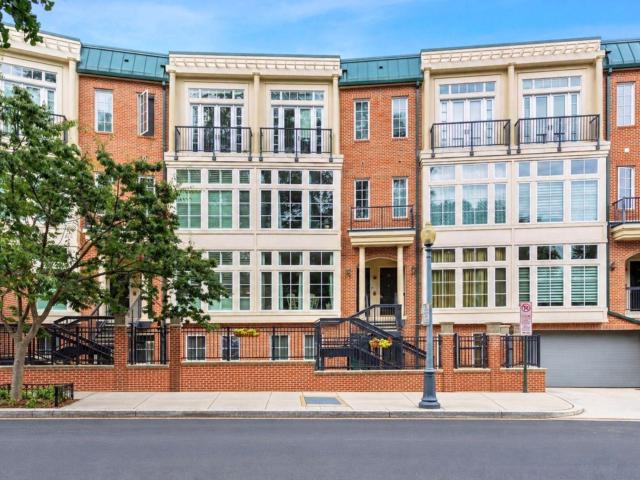 2200 17th Street NW Unit# 212, Washington, US, DC
