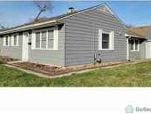 2201 Marmion Ave