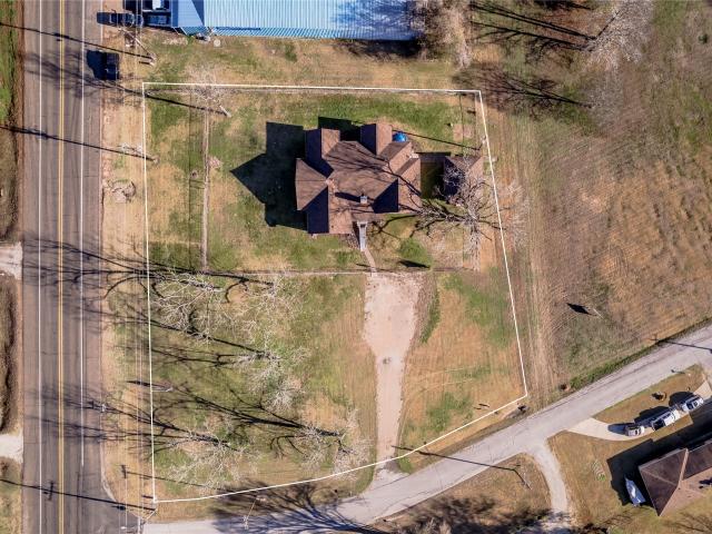 2201 Badger Ln, Huntsville, TX 77320 | MLS #19784