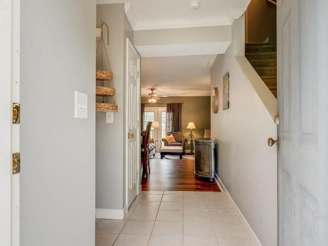 2201 Cherokee Road Apt 12
