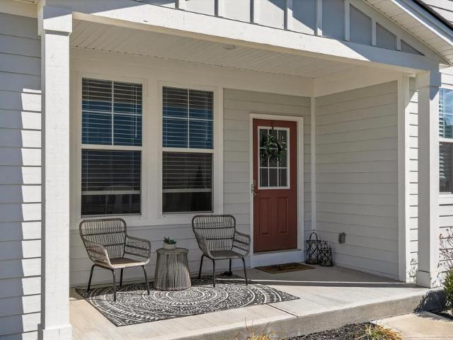 2201 Ridgeline Drive