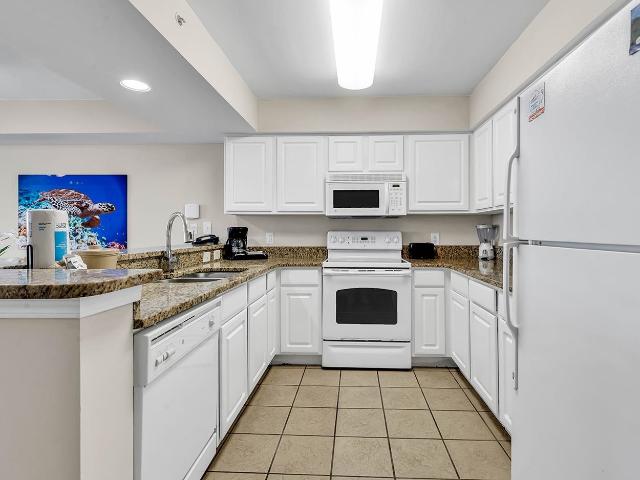 2201 S Ocean Blvd. 707