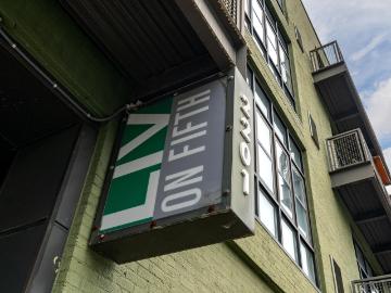 2201 5Th Avenue # 208