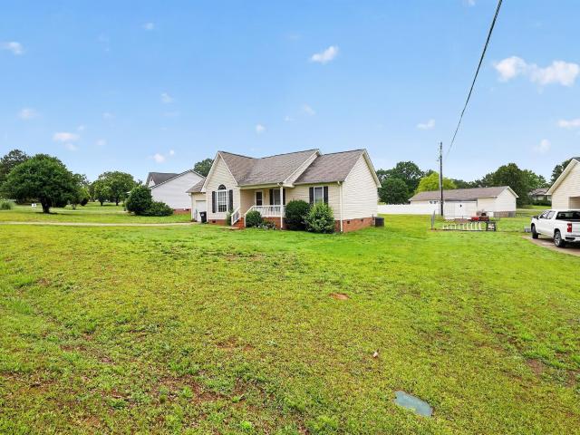 2202 Rolling Green Rd
