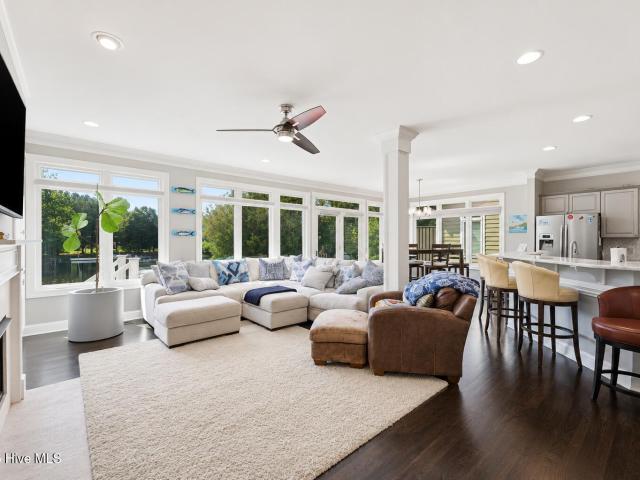 2203 Hidden Harbor Drive