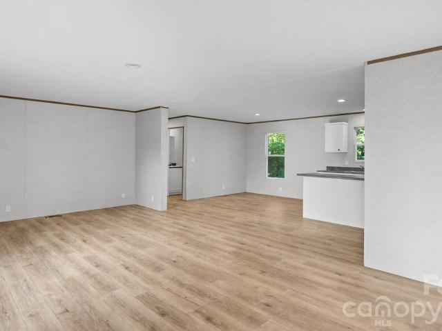 2203 Kingston Road