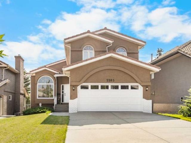 2203 Sirocco Drive Sw, Calgary, AB, T3H 2T9 house for sale | Listing ID A2338 | Royal LePage