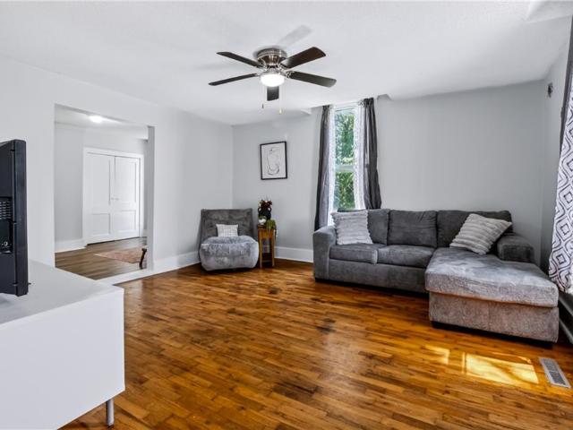 2203 Walnut Street