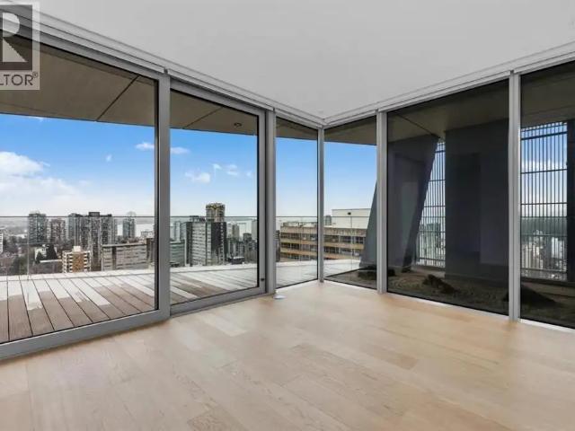 220X 1568 ALBERNI STREET
