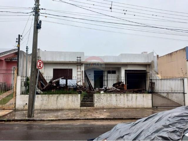 220.00 M² Casa Alugar, 3 Dormitórios localizado em Nossa Senhora de Lourdes, Santa Maria, Rio Grande do Sul, 97050 560 | Brasil