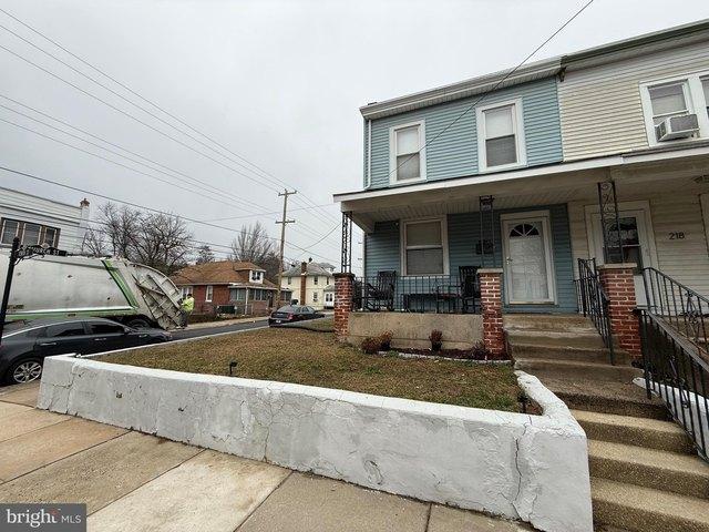 220 10th St, Brookhaven, PA 19015