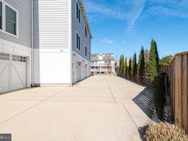 220 25Th Street # D