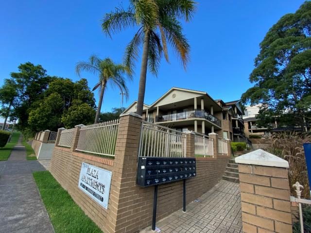 2/20 26 jenner street baulkham hills nsw unit for rent lj hooker