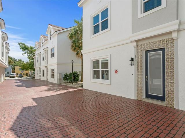 220 7th Ave N, Unit 220, St. Petersburg, FL 33701 | MLS #TB8442