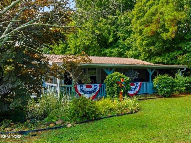 220 County Road 475