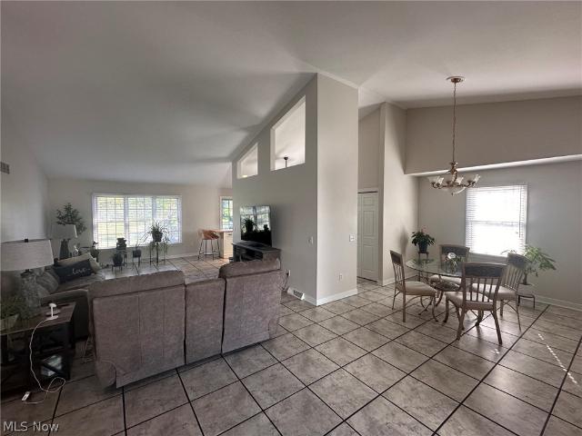 220 Cranberry Court