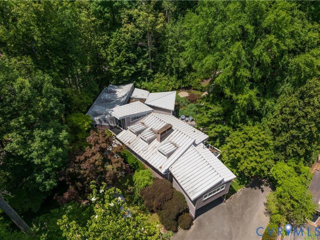 220 Ampthill Road