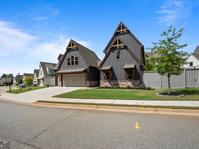 220 Arbor Garden Circle