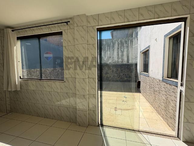 220 Área Útil Casa de Condomínio Alugar, 3 Dormitórios localizado em Rua Professor Teocrito Batista, 113 Condomínio Residencial Recanto das Mangueiras Caji, Lauro de Freitas, Bahia, 42721810 | Brasil