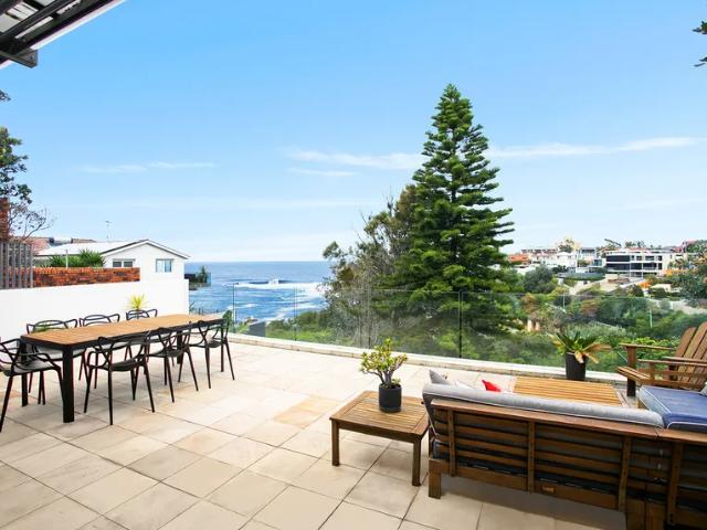 2/20 battery street, coogee