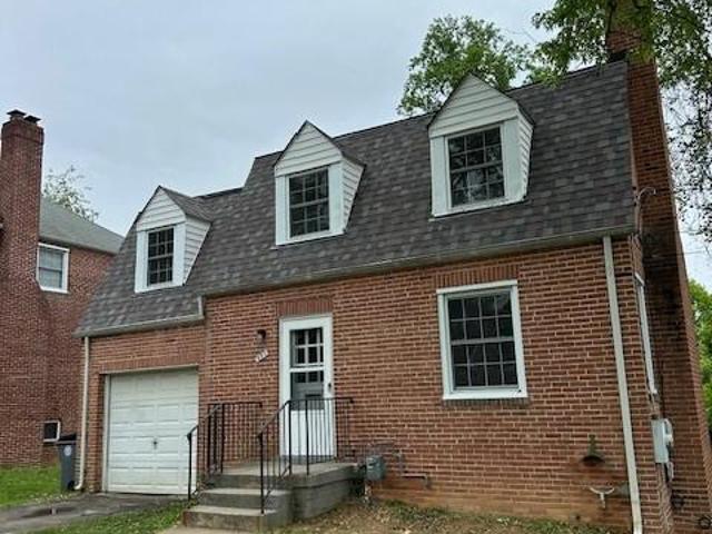 220 Blandford Street