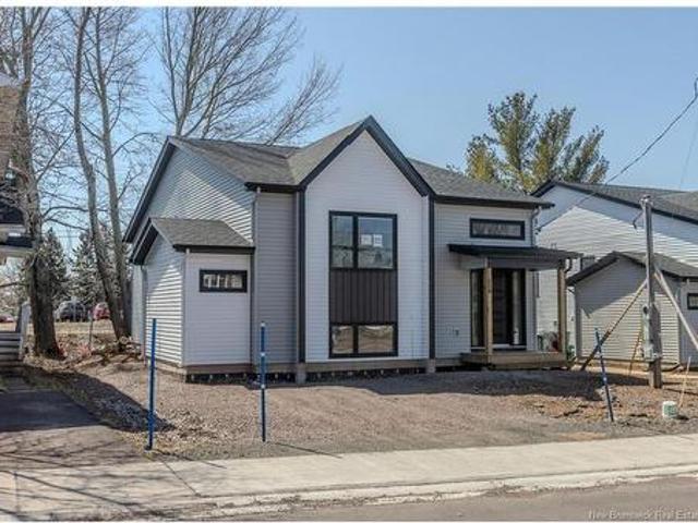 220 Gould, Dieppe, NB, E1A 1V1 house for sale | Listing ID NB143785 | Royal LePage