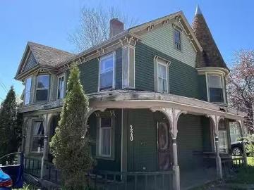 House for sale in Annapolis