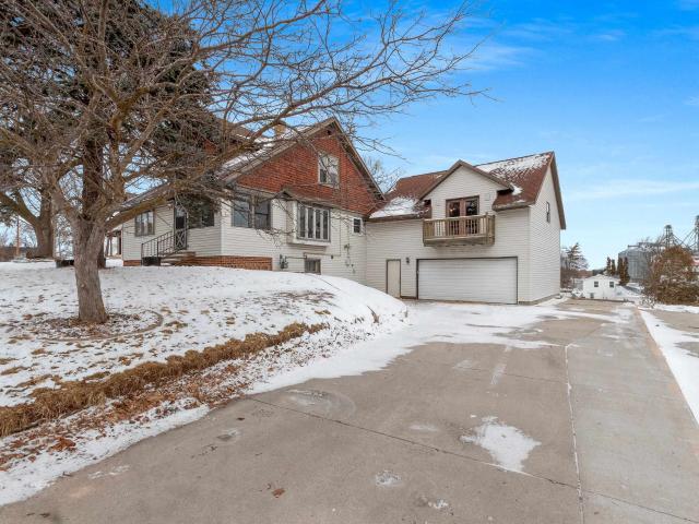 220 green bay road