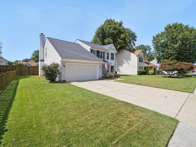 220 Dunn CIR