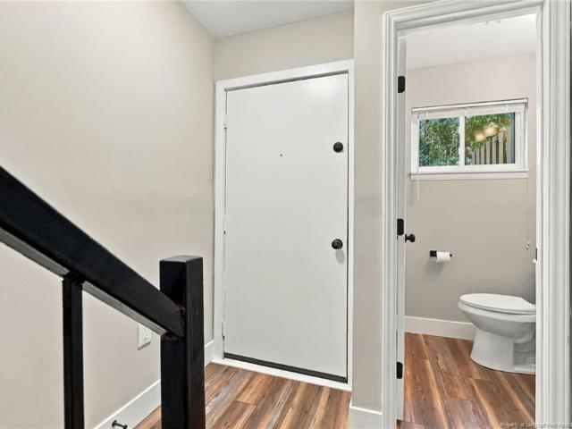 220 Elizabeth Street C3