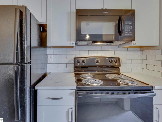 220 Elm Street # #422