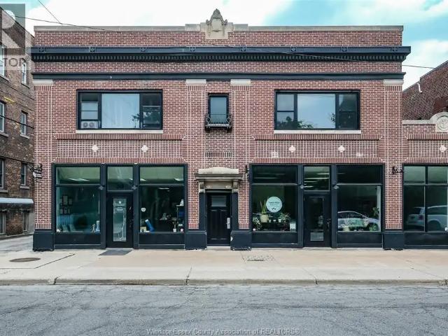 220 Erie STREET West