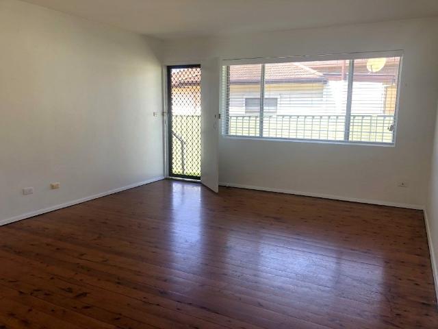 2/20 King Street Warrawong, NSW 2502