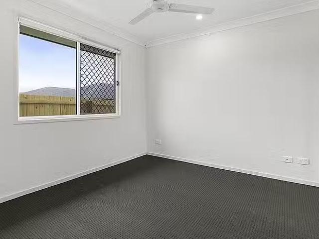 2/20 Juxgold Avenue, Collingwood Park, QLD 4301