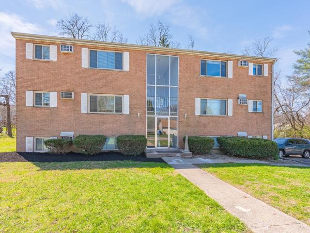 220 Oak Street