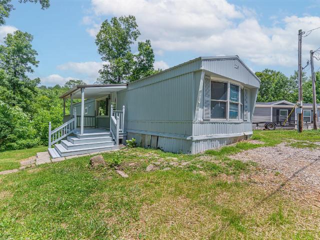 220 Lakeshore Drive