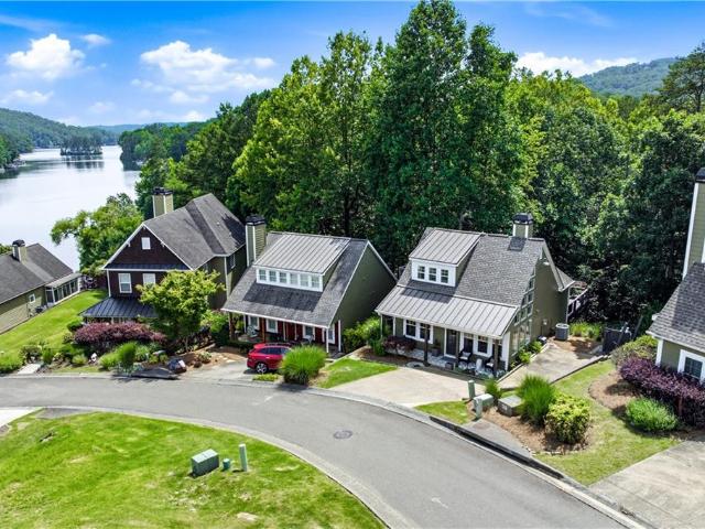 220 Lakeside Drive