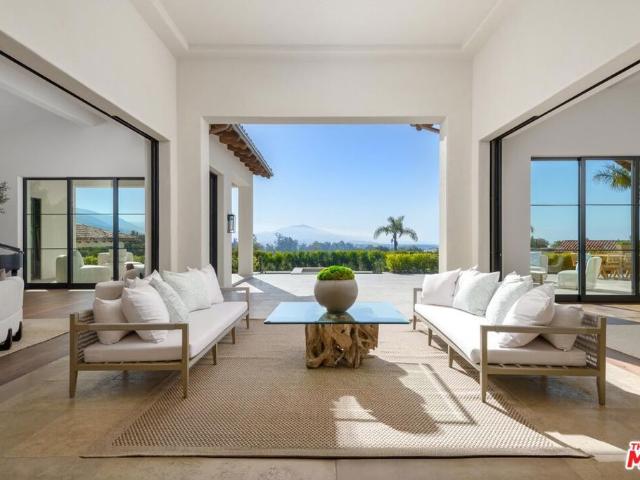 220 Montecito Ranch Lane