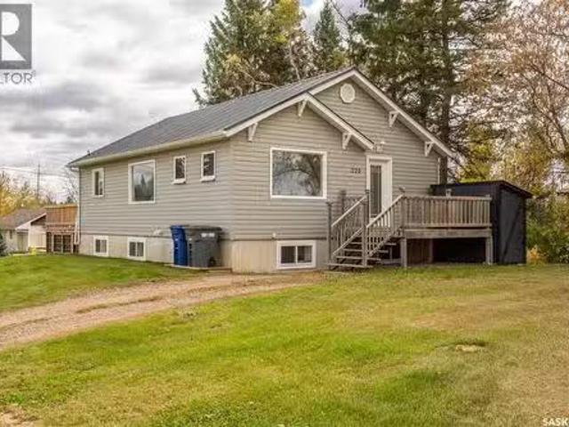 220 Main Street, Pierceland, SK, S0M 2K0 house for sale Lis.