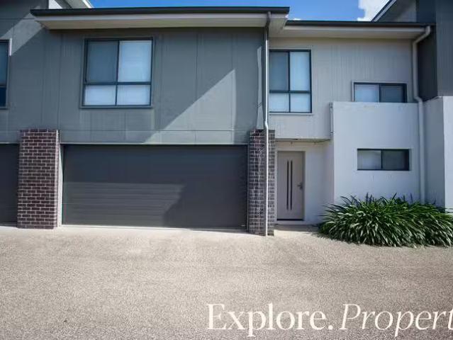 2/20 Makybe Diva Drive, Ooralea, QLD 4740