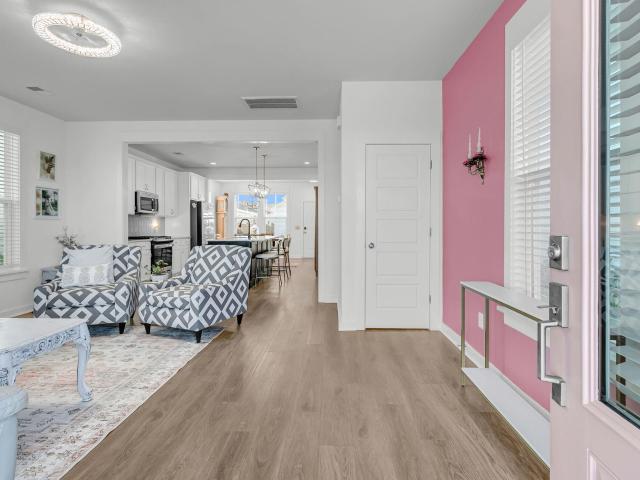 220 Midtown Avenue
